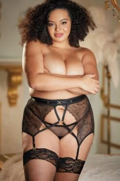 Allure High Waisted Lace Garter With G-String Set